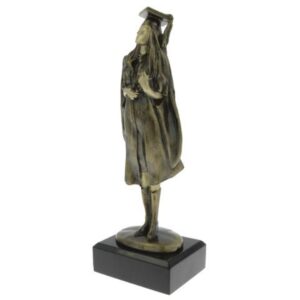 Statuetka Absolwentka Tryumf